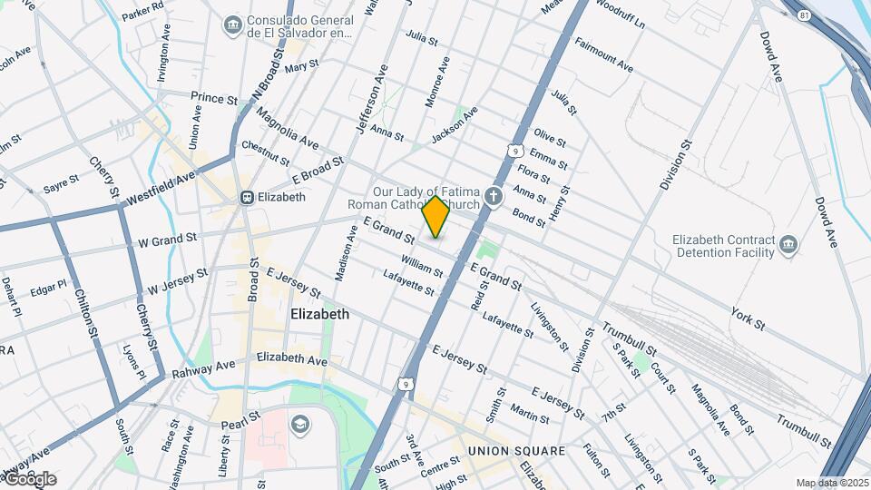 1025 E Grand St Map and Location Details