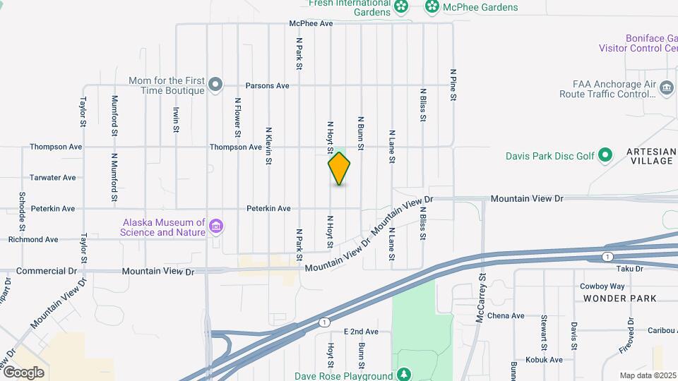 325 N Hoyt St Map and Location Details
