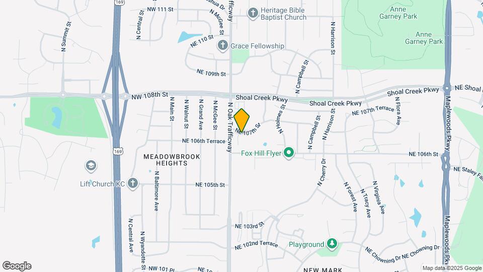 10637 N Locust Ct Map and Location Details