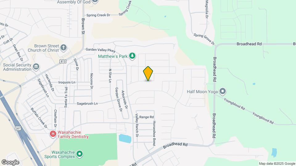 520 Stillwater Dr Map and Location Details