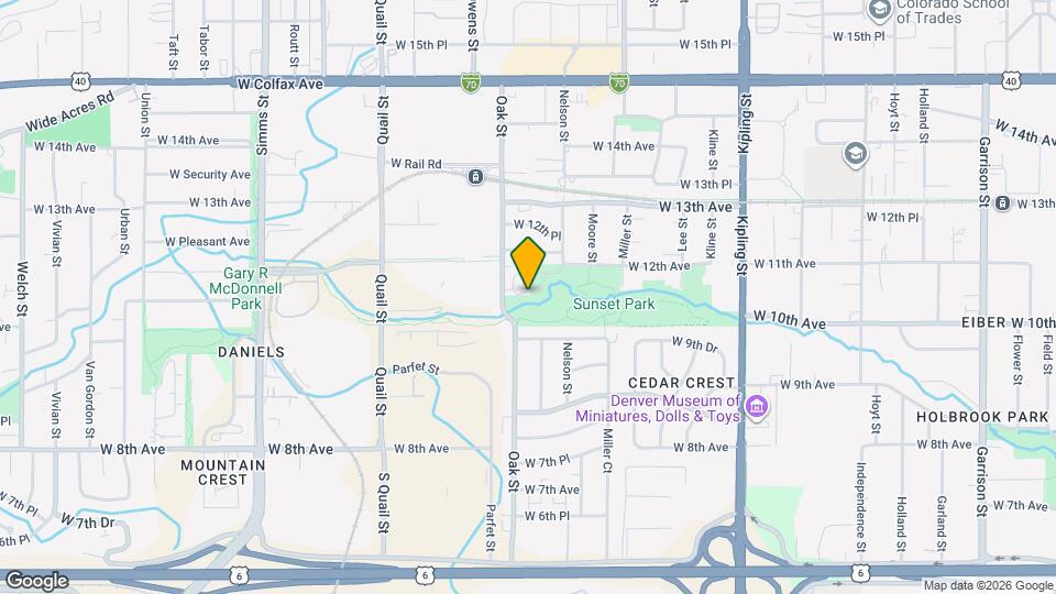 1152 Oak St Map and Location Details