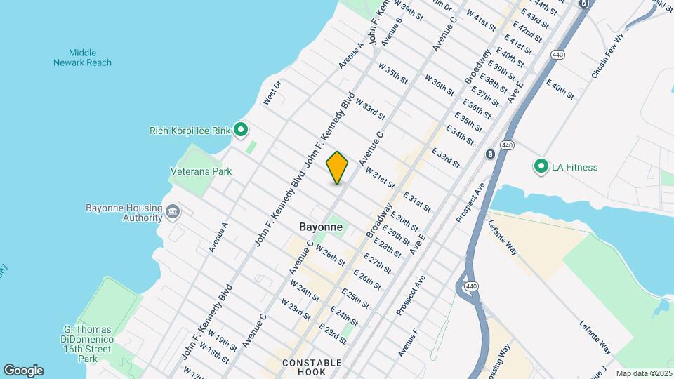 655 Avenue C Map and Location Details