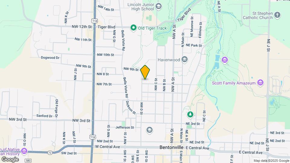 418 NW 7th St Map and Location Details