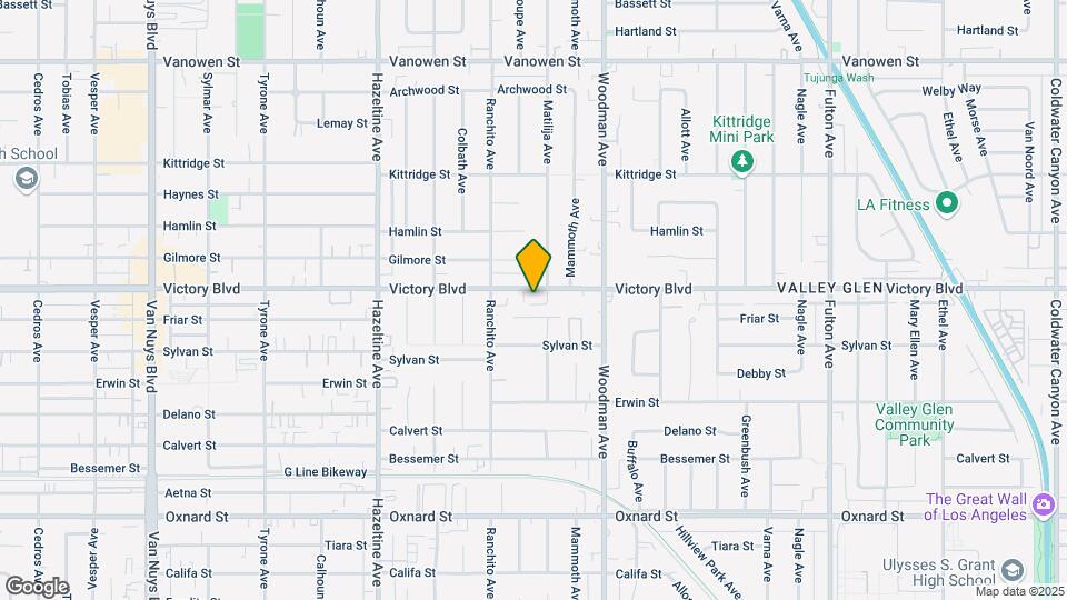 13820 Victory Blvd Map and Location Details