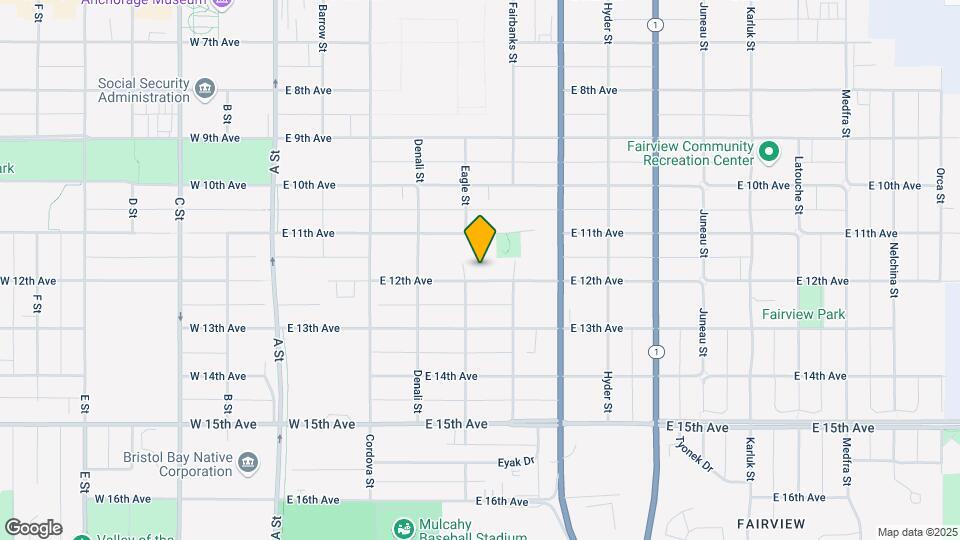 Hillcrest Apartments Mapa y Detalles de la Ubicación