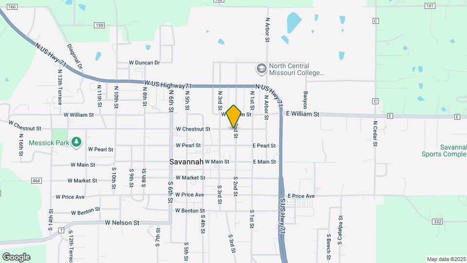 202 W Chestnut St Map and Location Details