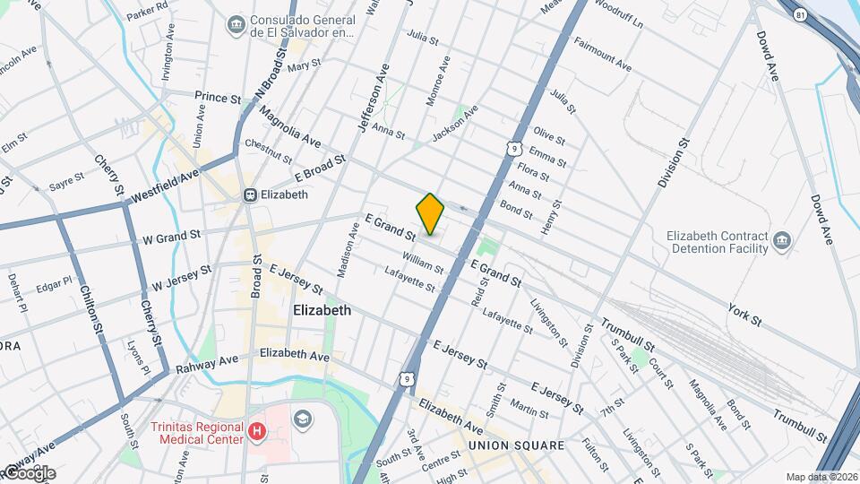 1029 E Grand St Map and Location Details