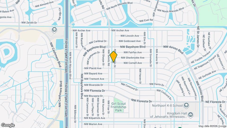 598 NW Kingston St Map and Location Details