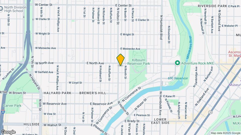 2226 N Holton St Mapa y Detalles de la Ubicación