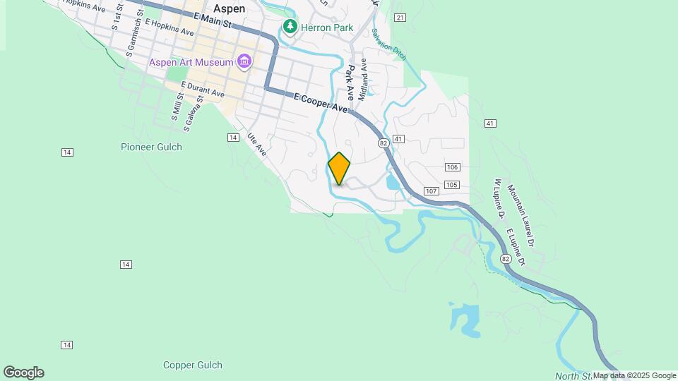 1411 Crystal Lake Rd Map and Location Details