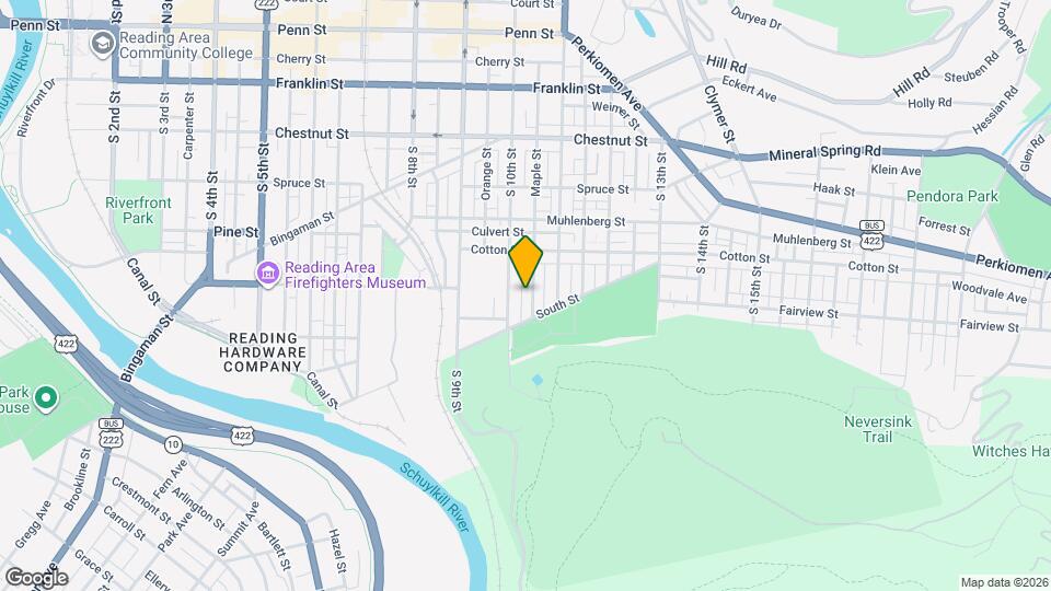 552 Maple St Map and Location Details