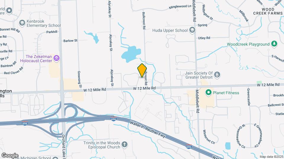 Rollcrest Apartments Map and Location Details