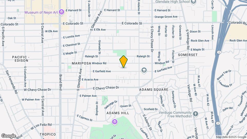 821 E Garfield Ave Map and Location Details