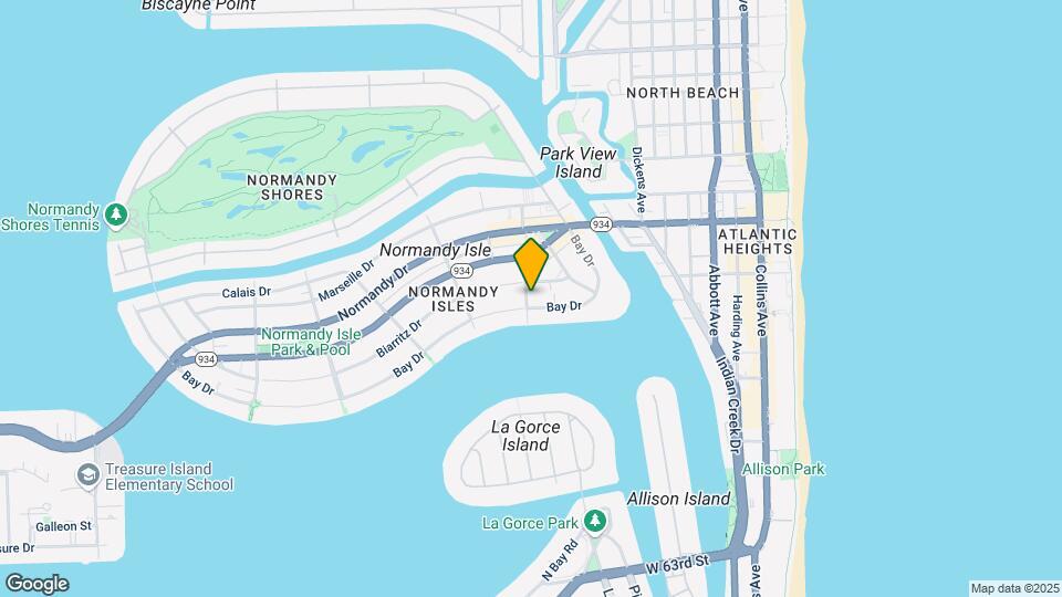 1021 Bay Dr Map and Location Details