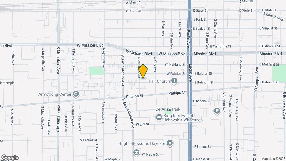 550 W Belmont St Map and Location Details