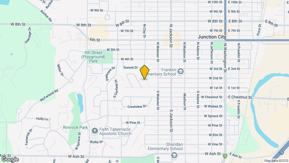 11 Lincoln Cir Map and Location Details