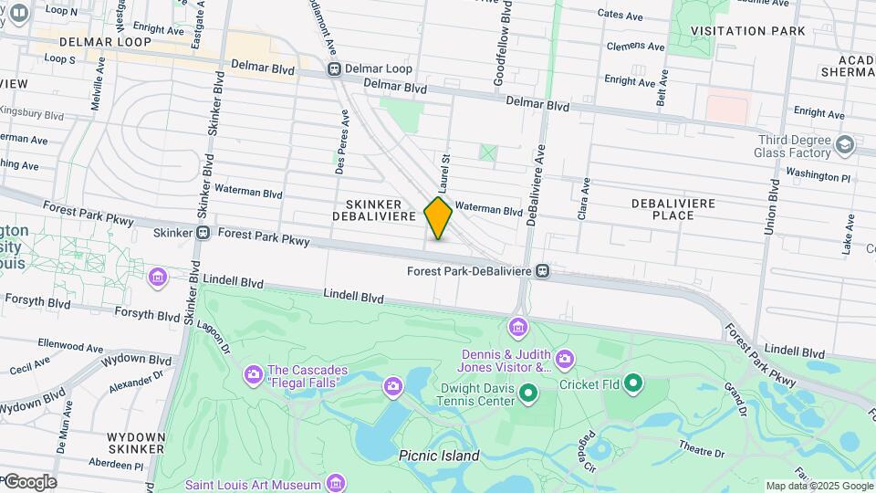 5784 Pershing Ave Map and Location Details