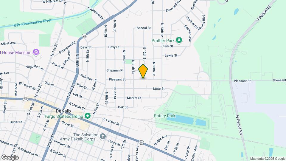 1126 Pleasant St Map and Location Details