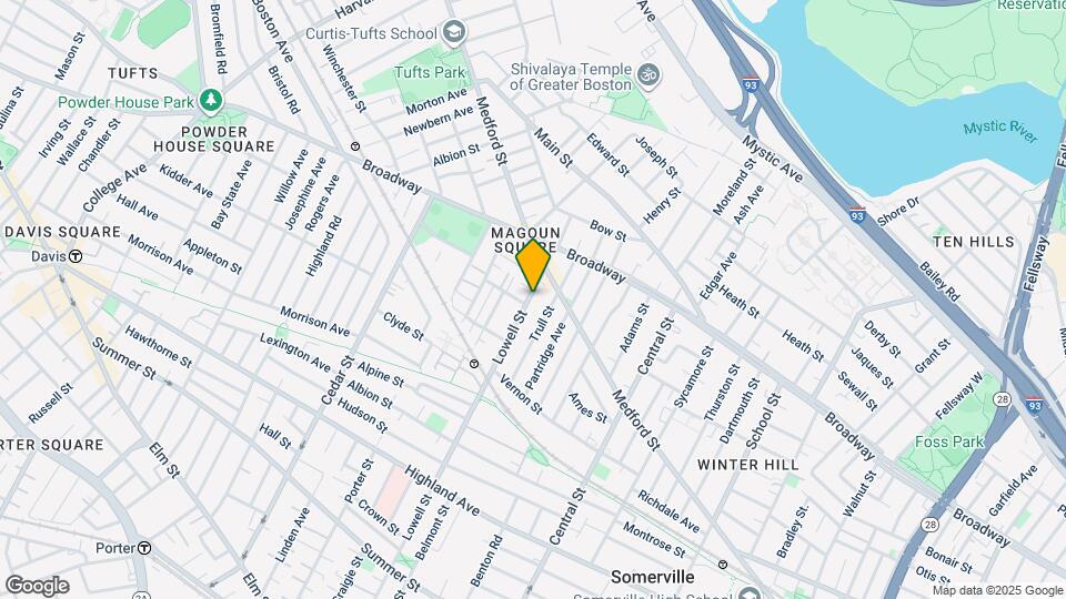 345 Lowell St, Unit 1 Map and Location Details