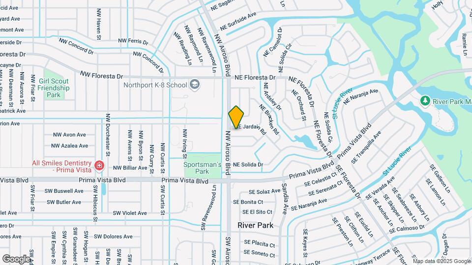 113 NE Tunison Ave Map and Location Details