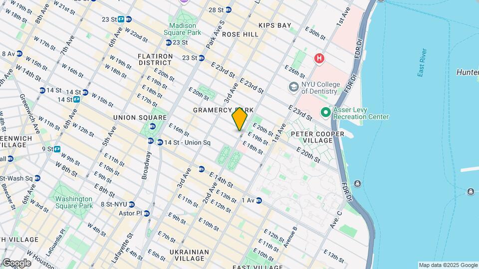 321 2nd Ave, Unit 2F Mapa y Detalles de la Ubicación
