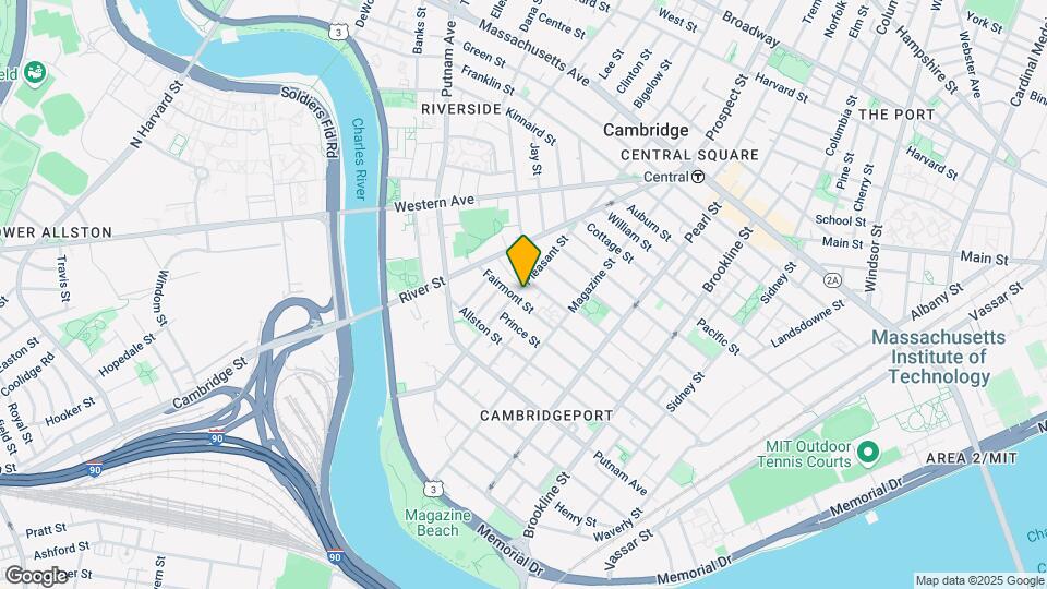 92 Pleasant St, Unit 3 Map and Location Details