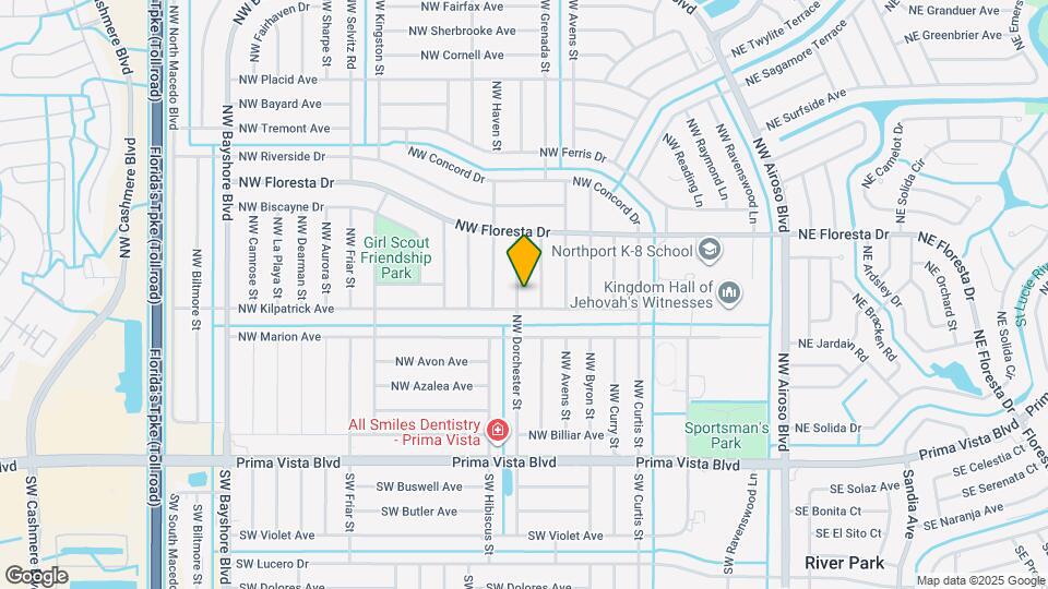 313 NW Dorchester St Map and Location Details