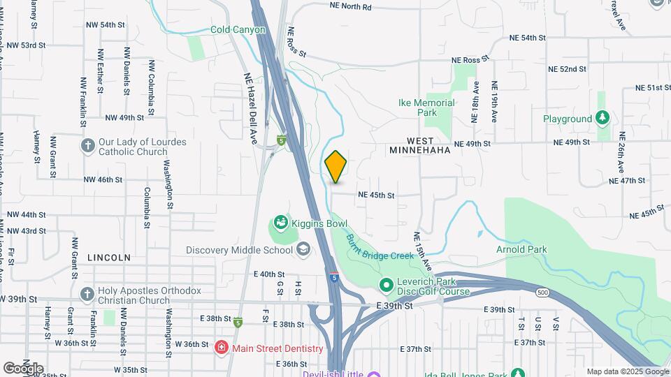 1006 NE 45th St Map and Location Details