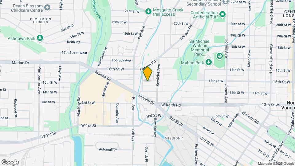 735 W 15th St Map and Location Details