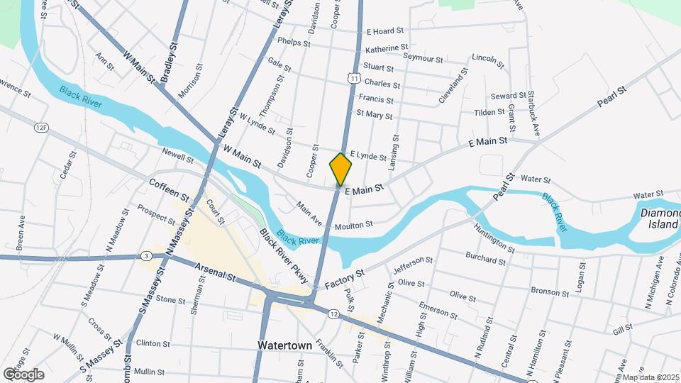 2 E Main St Map and Location Details