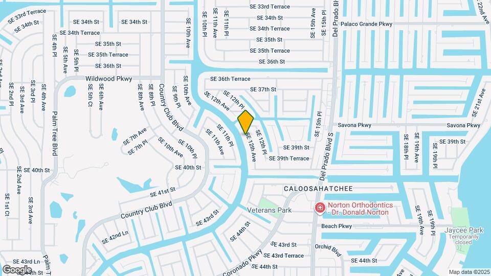 3816 SE 12th Ave Map and Location Details