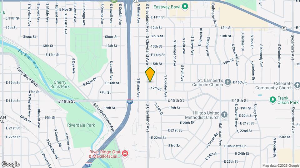 3 Bedroom 2.5 Bathroom side-by-side duplex Map and Location Details