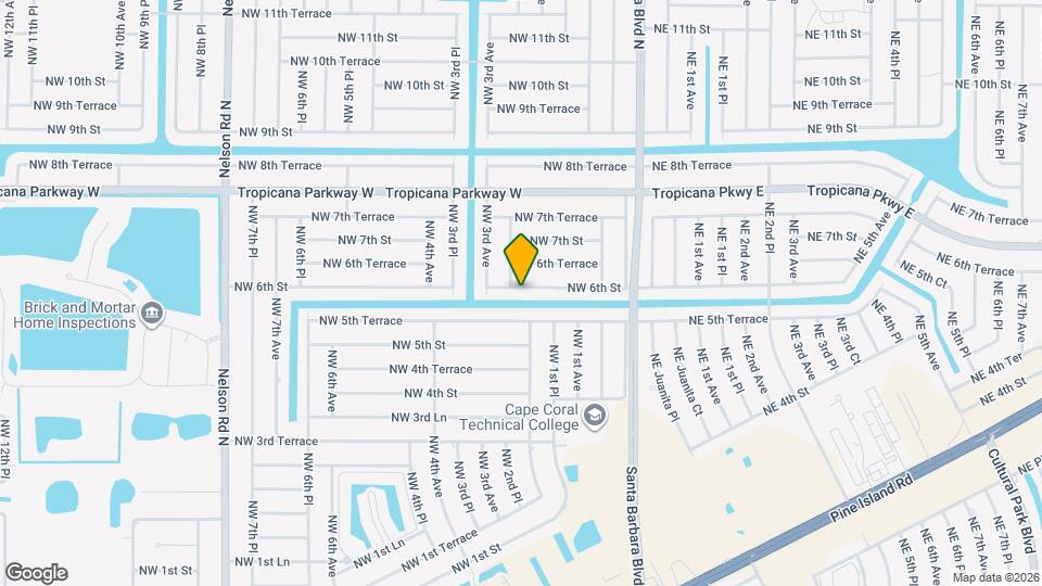 208 NW 6th St Map and Location Details