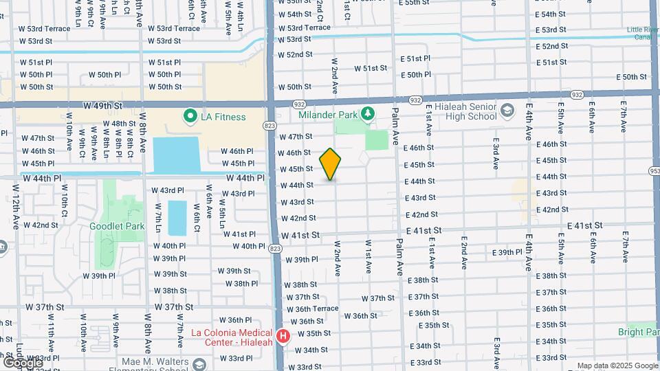 214 W 44th St Map and Location Details