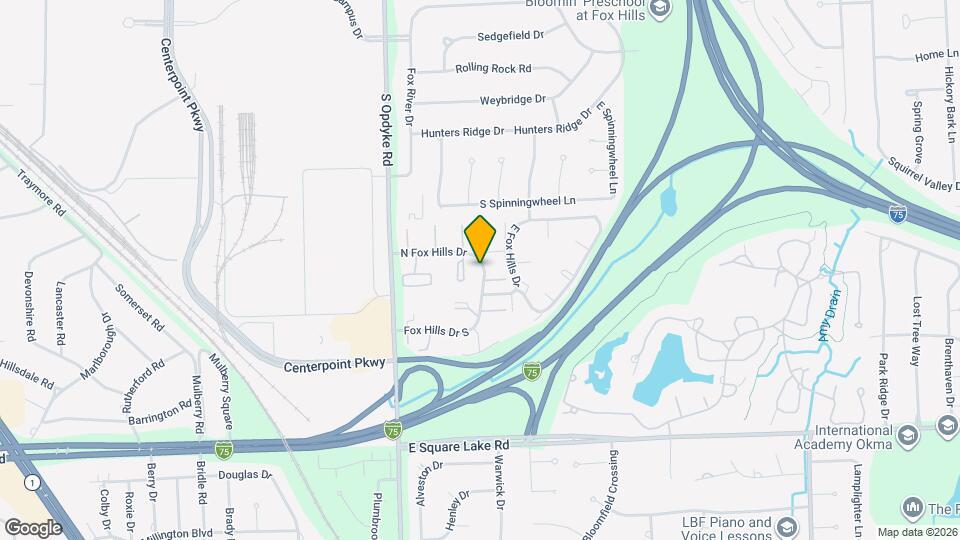 490 N Fox Hills Dr Map and Location Details