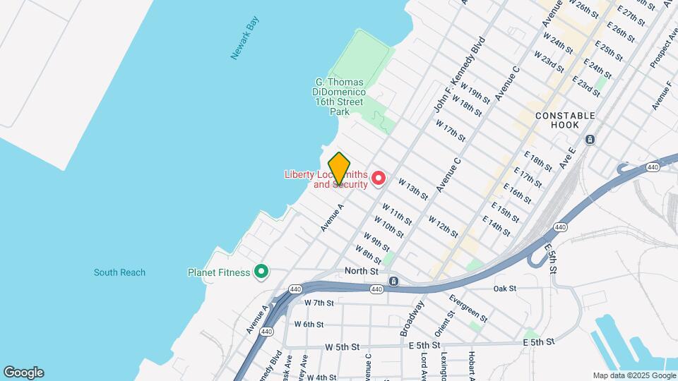 149 W 10th St, Unit 3 Map and Location Details