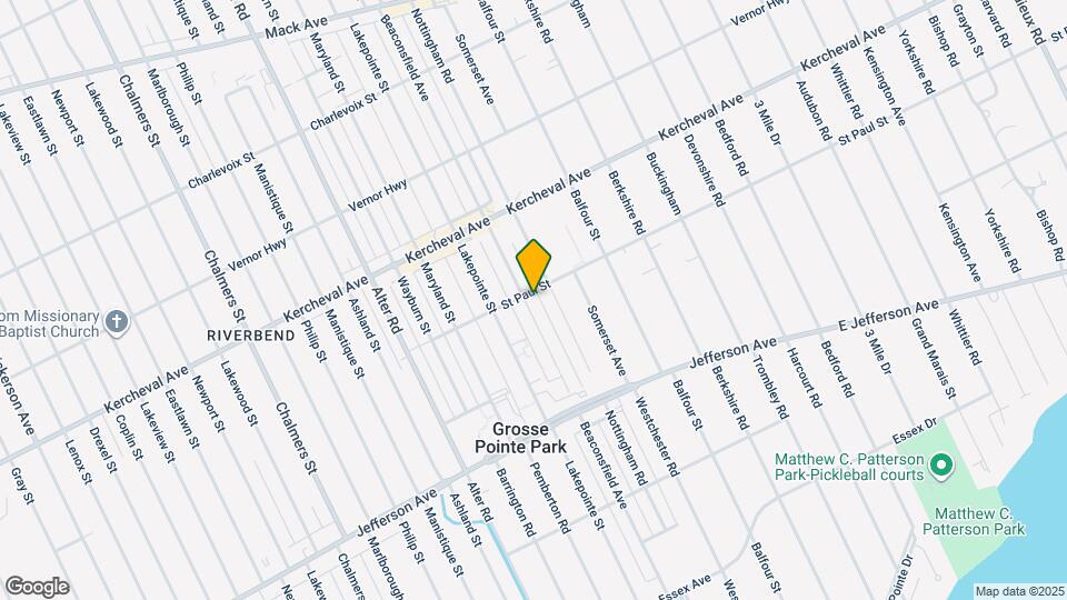 1096 Beaconsfield Ave, Unit 1S Map and Location Details