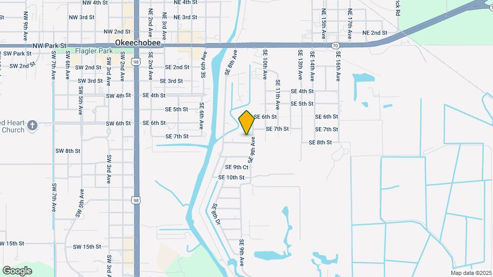 817 SE 8th St Map and Location Details