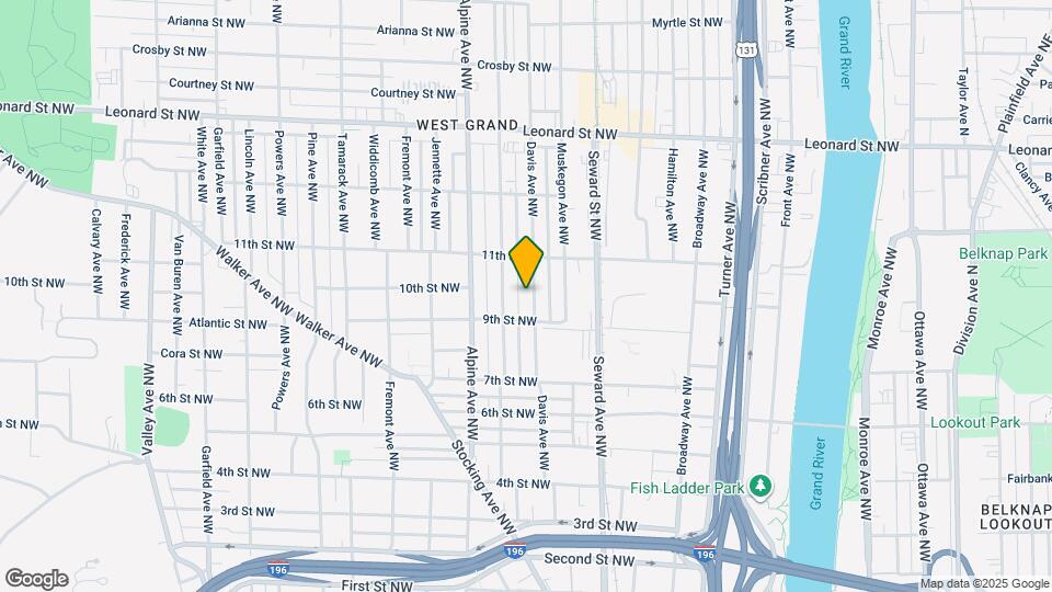 921 Davis Ave NW Map and Location Details