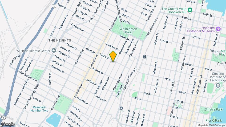 275 Webster Ave Map and Location Details