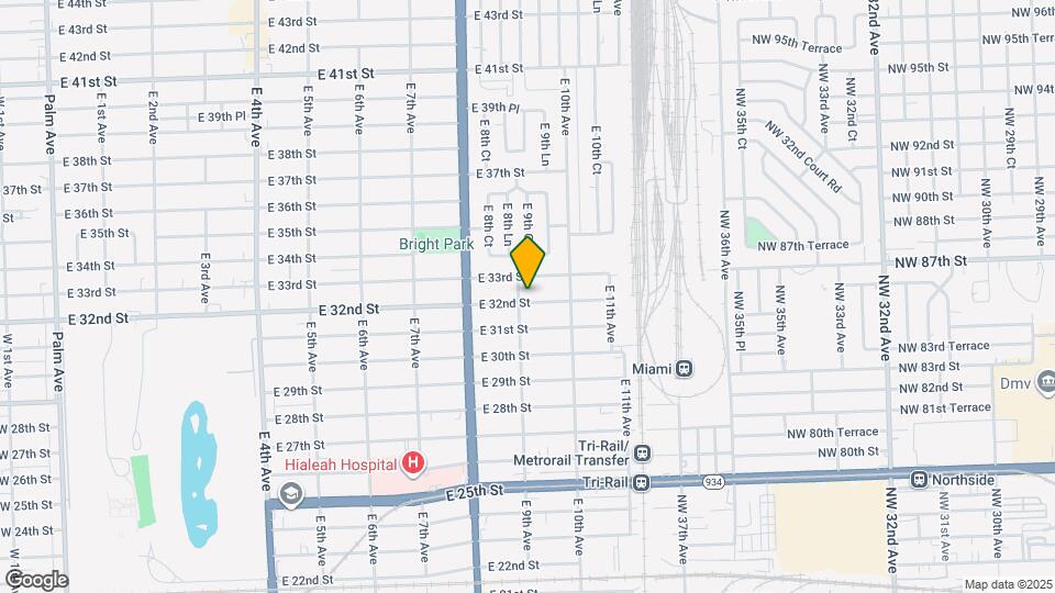 911 E 32nd St Map and Location Details