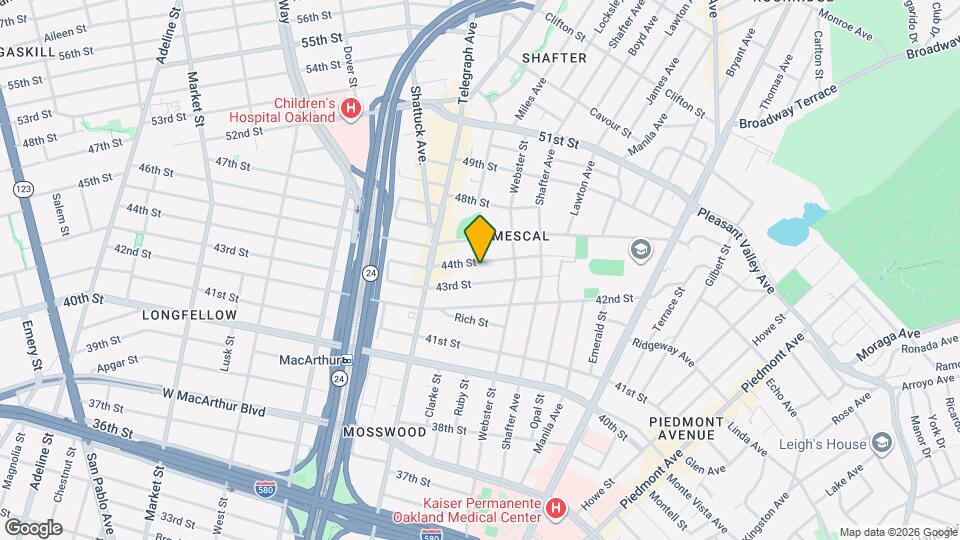 459 44th St, Unit D Map and Location Details