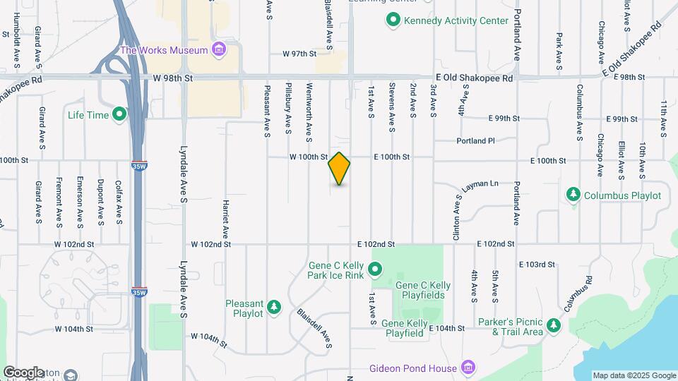 Nicollet Woods Apartments Map and Location Details