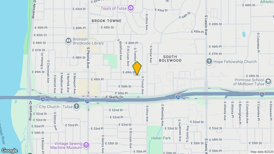 1557 E 49th Pl Map and Location Details