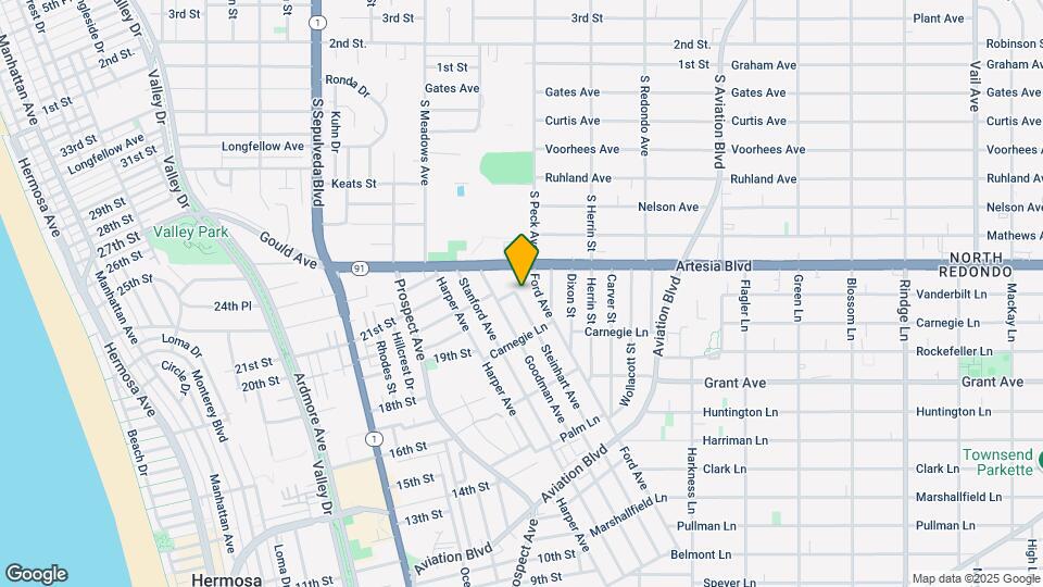 1736 Steinhart Ave Map and Location Details