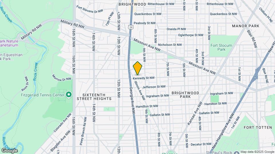 927 Kennedy St NW Map and Location Details