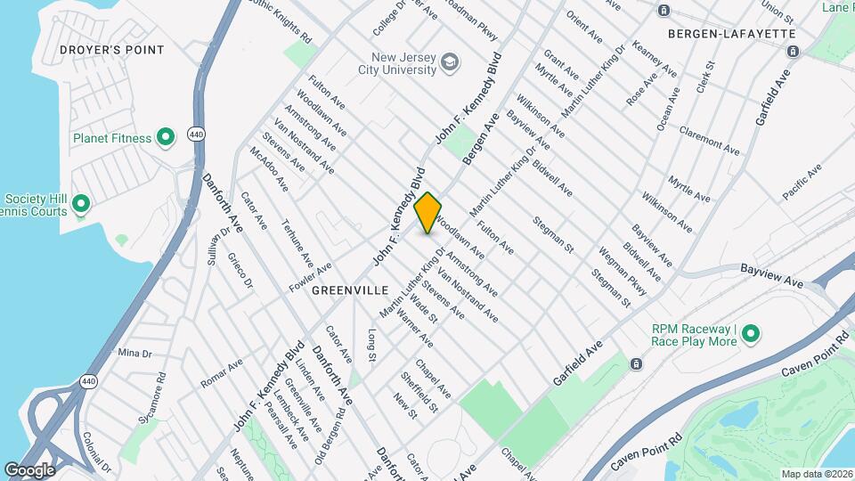 207 Armstrong Ave Mapa y Detalles de la Ubicación