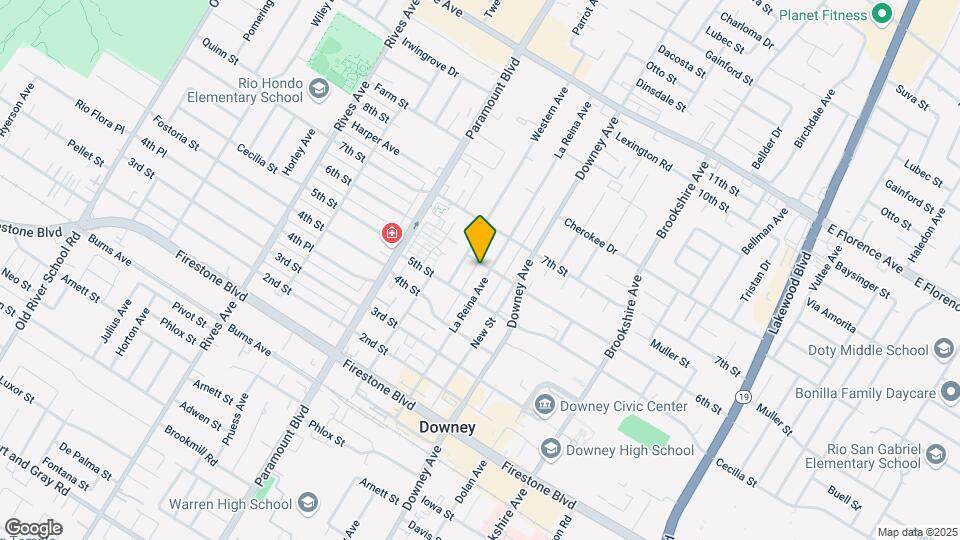 10707 La Reina Ave Map and Location Details