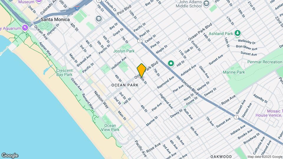 2624 6th St Map and Location Details