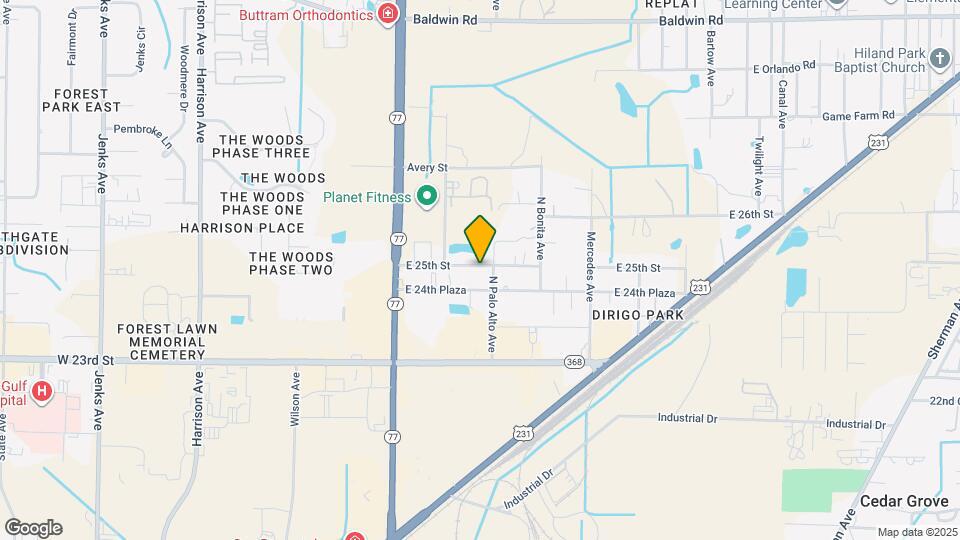 824 E 25th St Map and Location Details